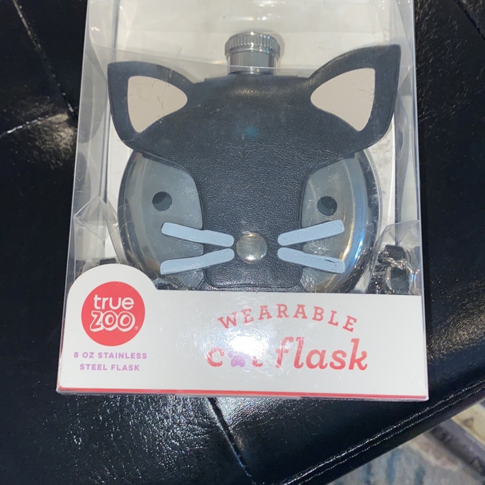 Cat flask! 🐱